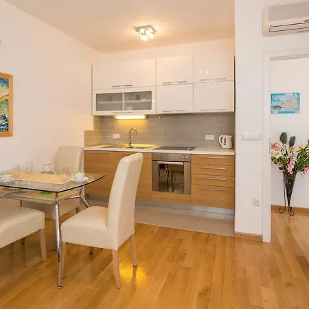 Divas Apartment *