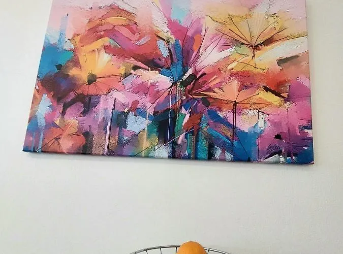 Divas Apartment Split